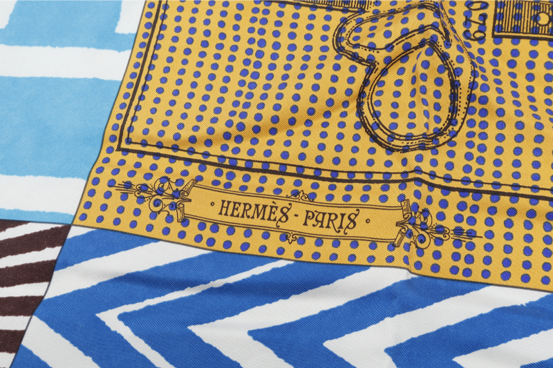 HERMES SILK SCARF 88X88CM ABSTRACT PATTERN WITH BOX