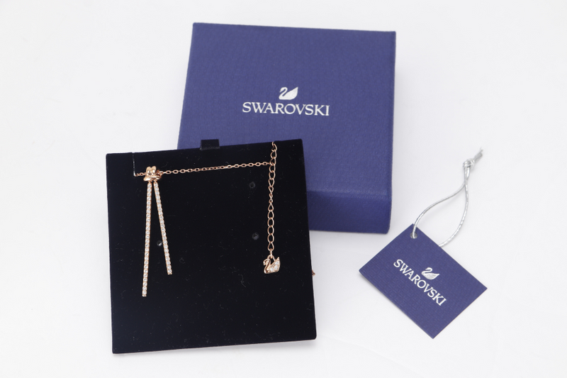 SWAROVSKI NECKLACE PENDANT Y CRY-ROS WITH BOX