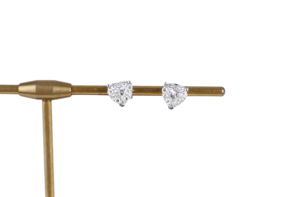 EARRING 750WG DIAMOND PAIR 2.2GM
