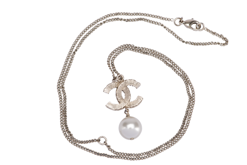 Chanel Faux Pearl Pendant Necklace