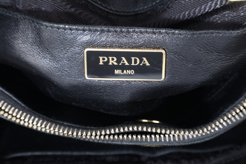 PRADA IBG805 BLACK GAUFRE NYLON BAG WITH STRAPS, CARD AND DUST COVER