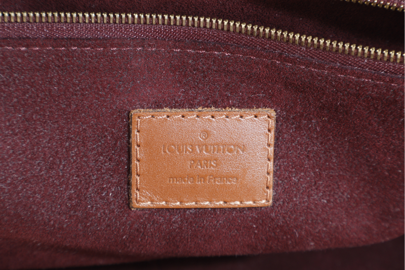 LOUIS VUITTON GREENWICH DAMIER EBENE CANVAS GOLD HARDWARE WITH STRAPS, LOCK&KEYS AND DUST COVER