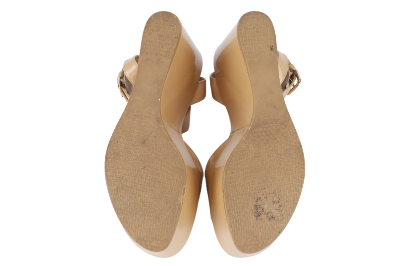 STUART WEITZMAN BEIGE WEDGES FLAT SIZE 38.5