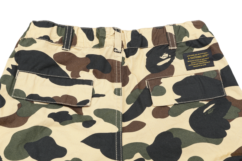 A BATHING APE 1ST CAMO CARGO KIDS SHORTS YELLOW SIZE 150