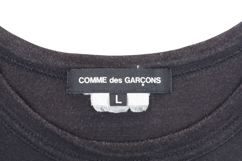 COMME DES GARCONS T SHIRT MY ENERGY COMES FROM FREEDOM SIZE L BLACK & PINKK