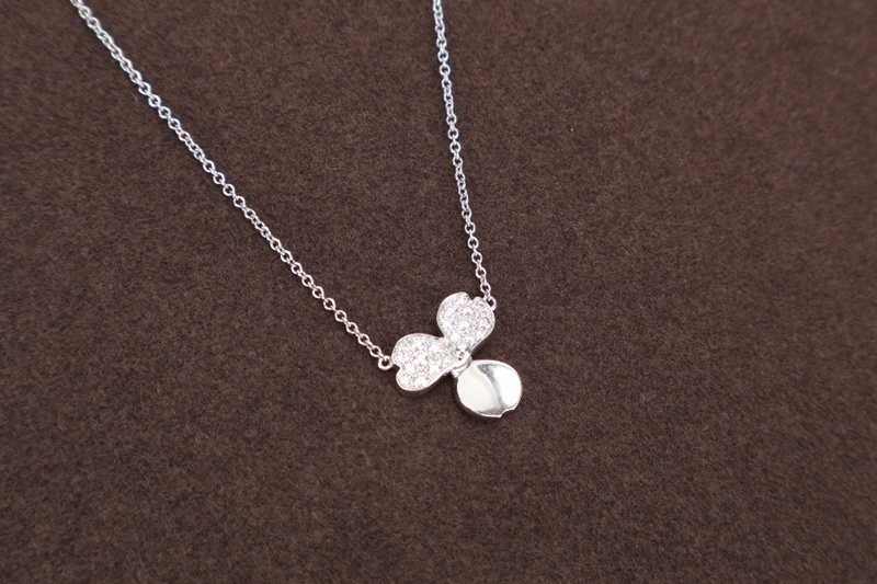 TIFFANY & CO. PAPER FLOWER PENDANT NECKLACE PT950 WITH DIAMOND 3.7G WITH BOX