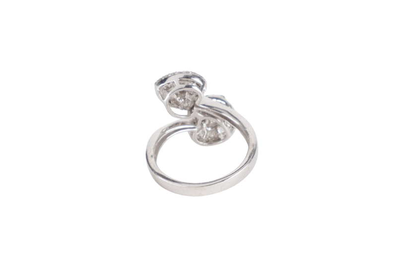 RING 750WG WITH DIAMOND 4.1GM