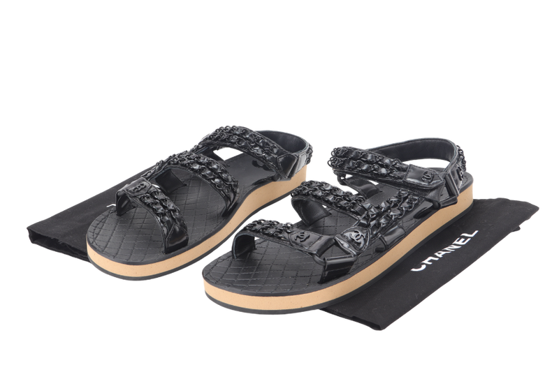 CHANEL DAO SANDALS EU SIZE 38 WITH DUST COVER AND BOX