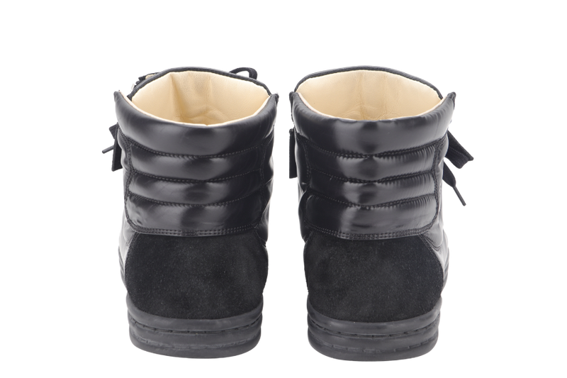 CHANEL BLACK LEATHER CC DOUBLE ZIP HIGH TOP SNEAKERS EU SIZE 38 WITH DUST COVER AND BOX