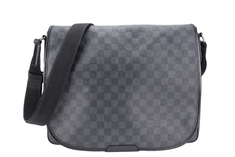 LOUIS VUITTON N58033 DANIEL MESSENGER BAG GM DAMIER GRAPHITE CANVAS SILVER HARDWARE NO DUST COVER