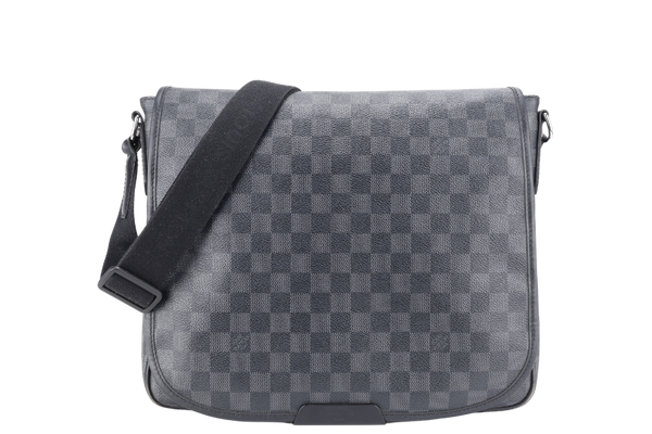 LOUIS VUITTON N58029 DANIEL MM DAMIER GRAPHITE COATED CANVAS SILVER HARDWARE NO DUST COVER