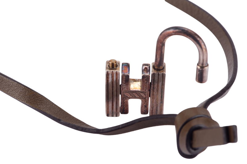 HERMES TOUREG SV925 H LOCK TRIBE NECKLACE WITH KHAKI LEATHER STRAP