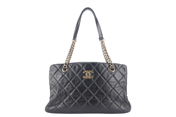 CHANEL QUILTED MATELASSE LAMBSKIN CC LOGO SHOULDER BAG GOLD HARDWARE (1739xxxx) NO DUST COVER