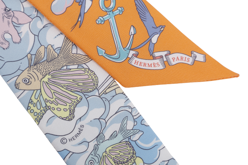 HERMES ORANGE SUR MON NUAGE SILK TWILLY