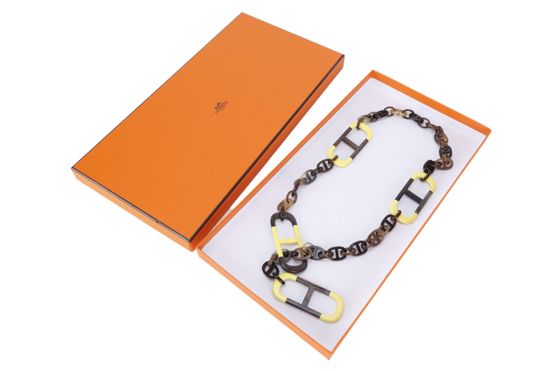 HERMES BUFFALO HORN AMAR NECKLACE YELLOW-BROWN WITH BOX