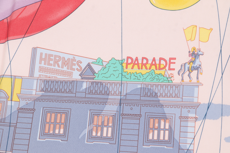 HERMES PARADE SILK SCARF ROSE PALE-JAUNE WITH BOX