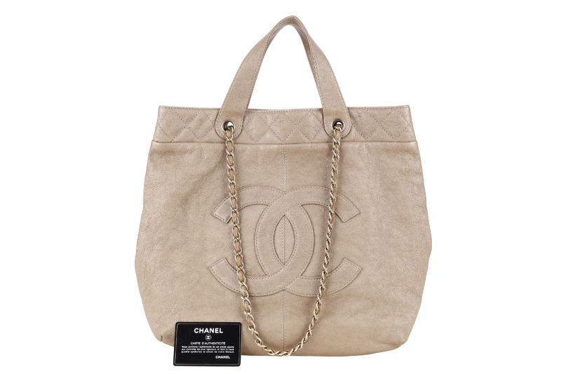 CHANEL METALLIC GOLD CAVIAR SHOULDER BAG (1756xxxx) WITH CARD NO DUST COVER