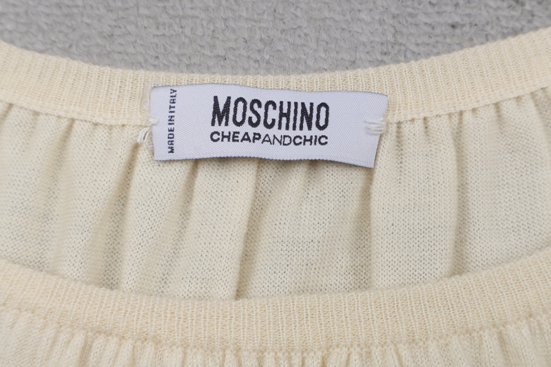 MOSCHINO CHEAP AND CHIC YELLOW KNITTED BLOUSE