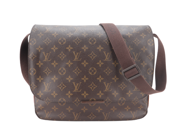 LOUIS VUITTON MM NOBOURG SHOULDER BAG MONOGRAM CANVAS WITH GOLD HARDWARE NO DUST COVER