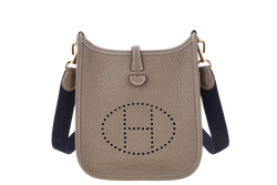 HERMES EVELYN TPM 18CM ETOUPE CLEMENCE LEATHER GOLD HARDWARE STAMP Z (YEAR 2021) NO DUST COVER