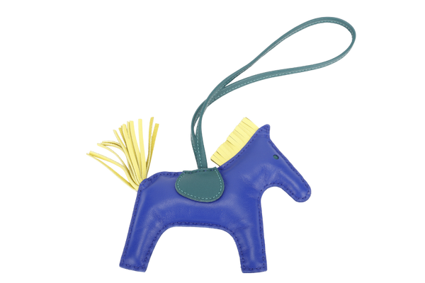 HERMES GRIGRI RODEO MM BLEU ELECTRIC MILO LAMBSKIN LEATHER WITH BOX