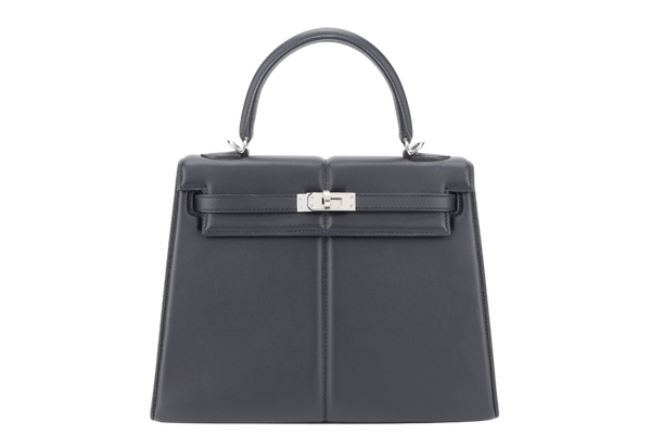HERMES KELLY 25 PADDED SELLIER STAMP Z (YEAR 2021) BLACK SWIFT LEATHER SILVER HARDWARE WITH STRAP, KEYS, LOCK AND DUST COVER