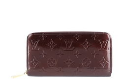 LOUIS VUITTON AMARANTE MONOGRAM VERNIS ZIPPY WALLET WITH DUST COVER