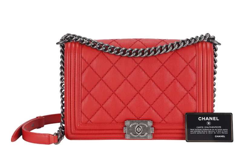 CHANEL LEBOY (1877xxxx) NEW MEDIUM RED ULTRA STITCH RUTHENIUM HARDWARE WITH CARD