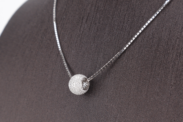 18K WG DIAMOND BALL NECKLACE 6G
