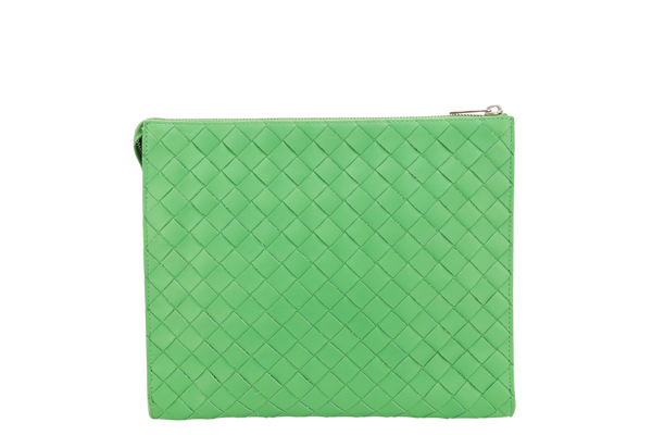 BOTTEGA VENETA CLUTCH GREEN INTRECCIATO LEATHER WITH DUST COVER