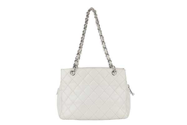 CHANEL PST WHITE (1044xxxx) CAVIAR LEATHER SILVER HARDWARE WITH DUST COVER