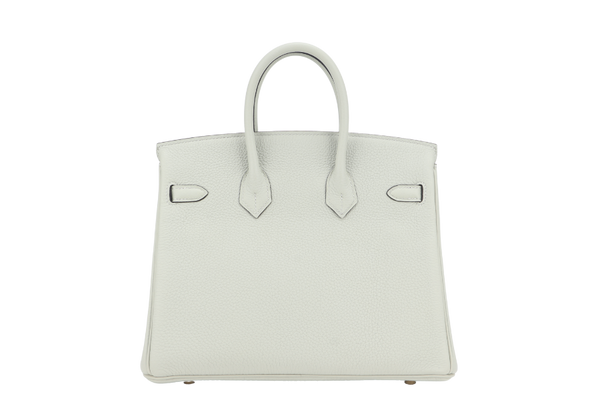 HERMES BIRKIN 25 GRIS NEVE TOGO GOLD HARDWARE STAMP B (YEAR 2023) WITH KEYS, LOCK, RAINCOAT AND DUST COVER