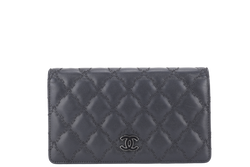 CHANEL QUILTED WALLET (2005xxxx) BLACK LAMBSKIN LEATHER SILVER HARDWARE WITH CARD AND DUST COVER