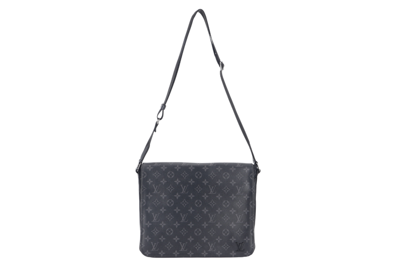 LOUIS VUITTON DISTRICT MESSENGER MM (M45271) MONOGRAM ECLIPSE SILVER HARDWARE NO DUST COVER