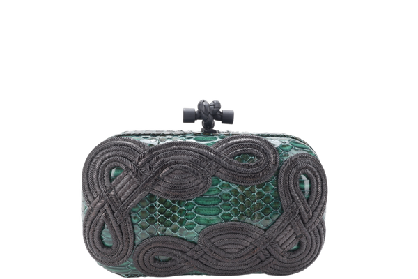 BOTTEGA VENETA PASSAMANERIA EMERALD SNAKESKIN WOVEN KNOT SUEDE LEATHER INTERIOR CLUTCH WITH DUST COVER