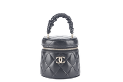 CHANEL 22S VANITY MINI TOP HANDLE BLACK LAMBSKIN GOLD HARDWARE (3209xxxx) WITH CARD, DUST COVER AND BOX