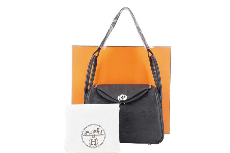 HERMES LINDY 26 BLACK CLEMENCE LEATHER SILVER HARDWARE STAMP Z (YEAR 2021) WITH DUST COVER, BOX AND FELT COVER