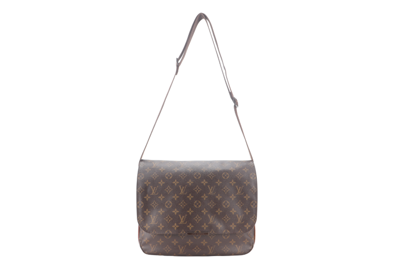 LOUIS VUITTON MM NOBOURG SHOULDER BAG MONOGRAM CANVAS WITH GOLD HARDWARE NO DUST COVER