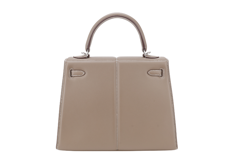 HERMES KELLY 25 PADDED SELLIER STAMP U (YEAR 2022) ETOUPE SWIFT LEATHER SILVER HARDWARE WITH STRAP, KEYS, LOCK AND DUST COVER