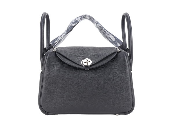 HERMES LINDY 26 BLACK CLEMENCE LEATHER SILVER HARDWARE STAMP Z (YEAR 2021) WITH DUST COVER, BOX AND FELT COVER