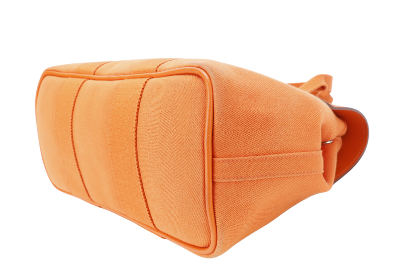 HERMES VALPARAISO PM STAMP M SQUARE (YEAR 2009) ORANGE SWIFT LEATHER NO DUST COVER