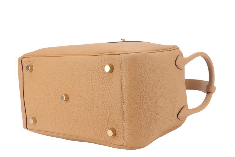 HERMES LINDY 26 BISCUIT CLEMENCE LEATHER GOLD HARDWARE STAMP B (YEAR 2023) WITH DUST COVER