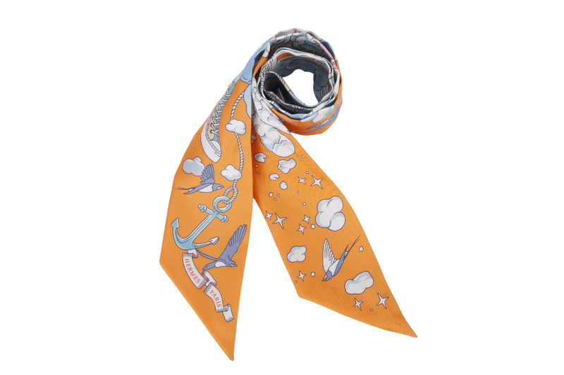HERMES ORANGE SUR MON NUAGE SILK TWILLY