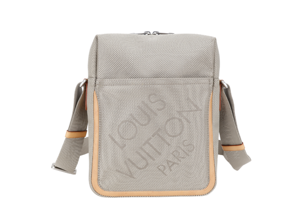 LOUIS VUITTON CITADIN PM MESSENGER TERRE DAMIER GEANT CANVAS SILVER HARDWARE WITH DUST COVER