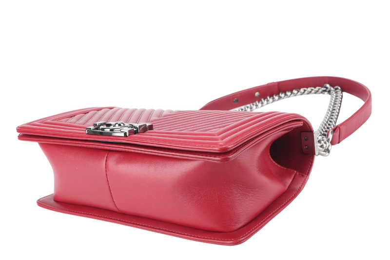 CHANEL LEBOY RED CHEVRON WITH GLITTERS LINE SILVER HARDWARE (2038xxxx) WITH CARD AND BOX