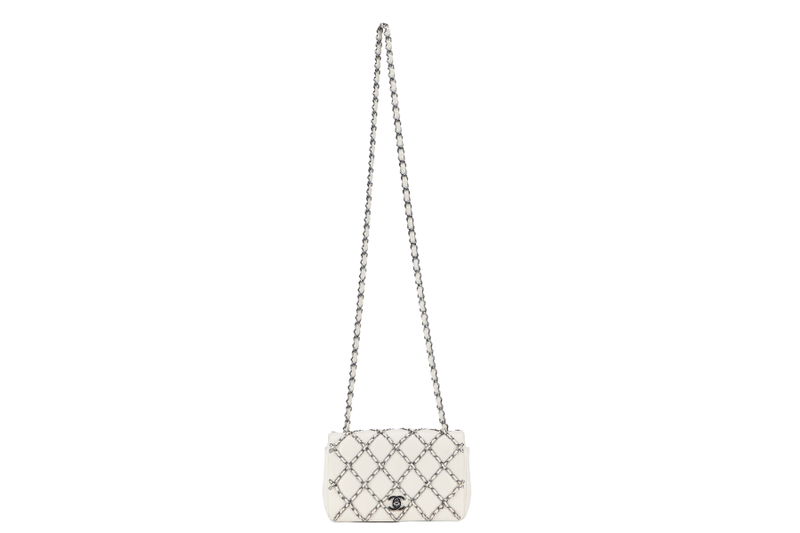 CHANEL QUILTING ENCHAINED FLAP BAG (1968xxxx) WHITE LAMBSKIN LEATHER SILVER HARDWARE WITH CARD, DUST COVER AND BOX