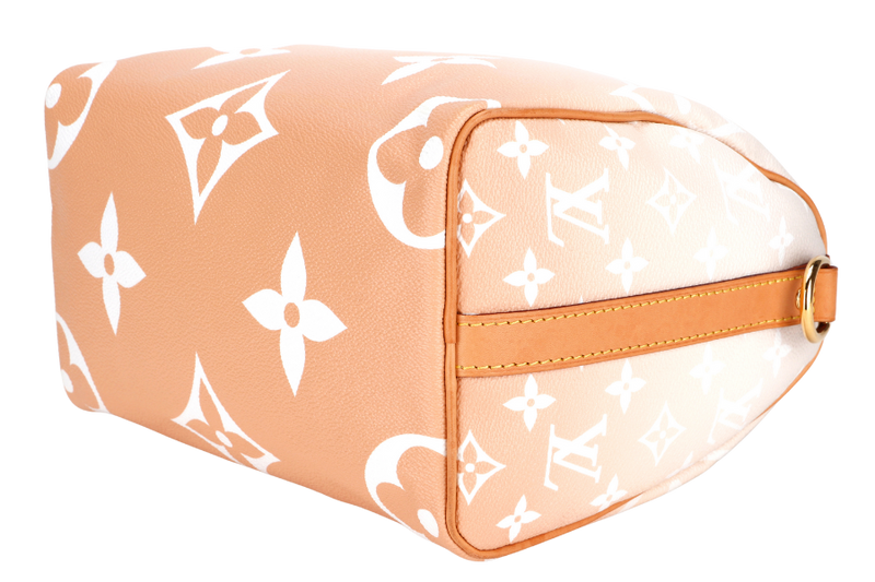 LOUIS VUITTON SPEEDY BANDOULIERE 25 (M45722) MONOGRAM GIANT GRADIENT, WITH STRAP, CHARM, LOCK, KEYS & DUST COVER