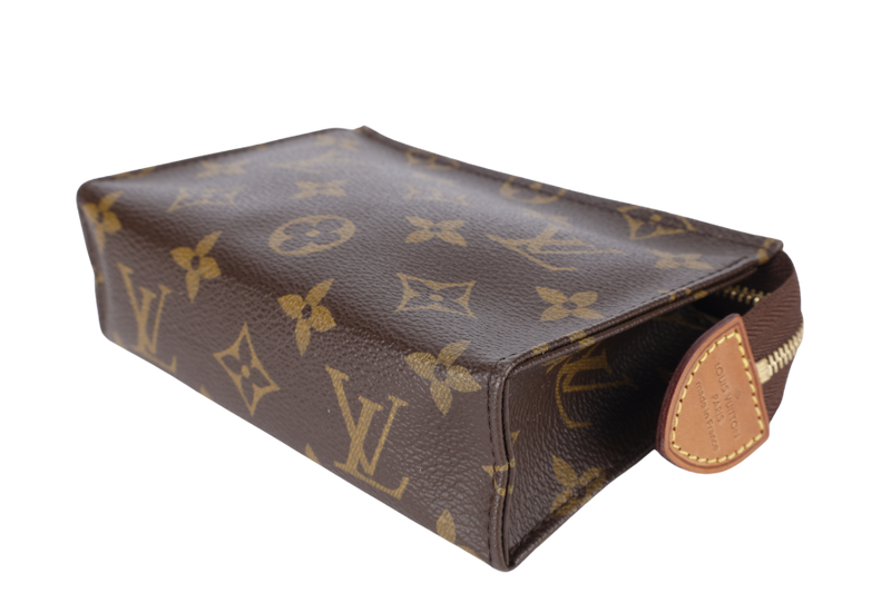 LOUIS VUITTON TOILETRY POUCH MONOGRAM CANVAS GOLD HARDWARE NO DUST COVER