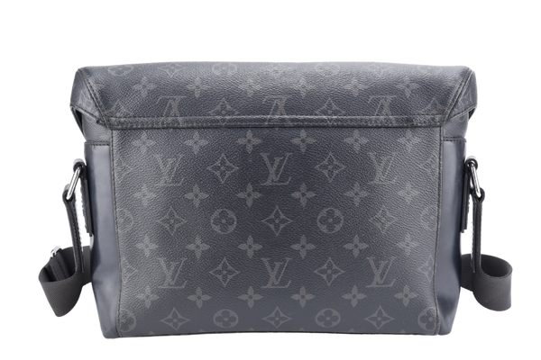 LOUIS VUITTON M40511 MESSENGER VOYAGER PM MONOGRAM ECLIPSE CANVAS SILVER HARDWARE NO DUST COVER