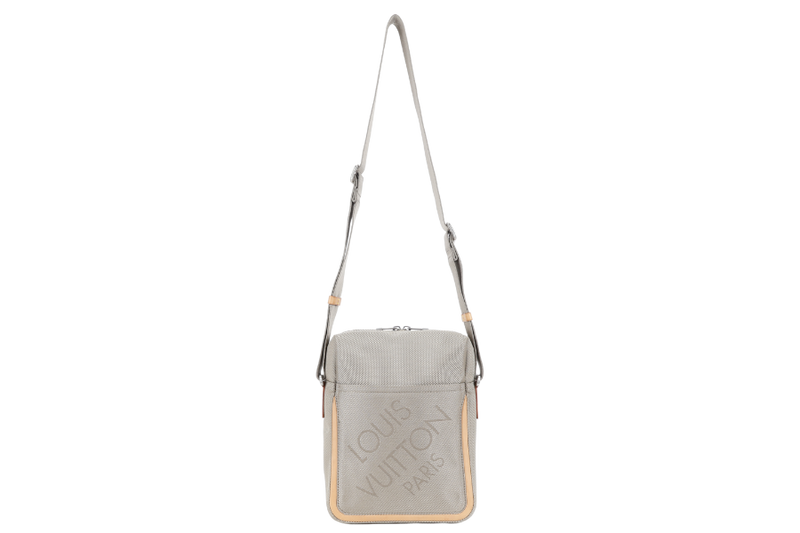 LOUIS VUITTON CITADIN PM MESSENGER TERRE DAMIER GEANT CANVAS SILVER HARDWARE WITH DUST COVER